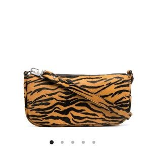 BY FAR
tiger-print shoulder bag